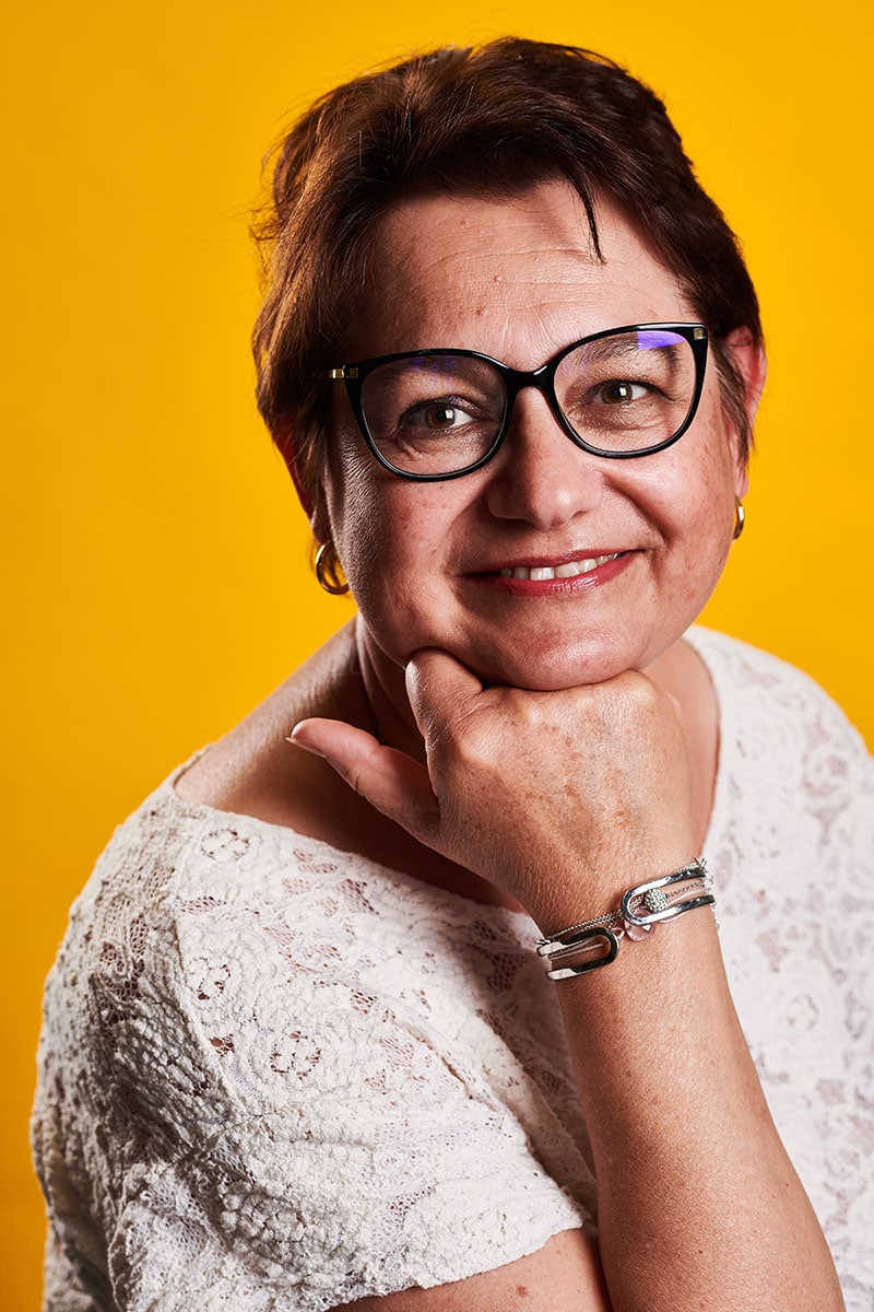 Frédérique LACOUR, DRH manager de transition ressources humaines chez CAHRA