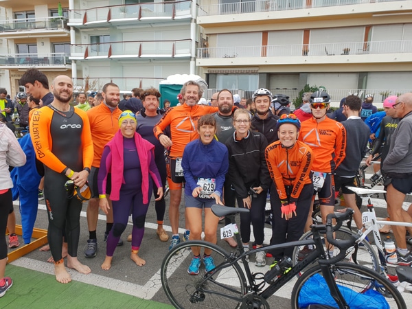 La team CAHRA et Le Triathlon Club Nantais au Tri-Relais Audencia